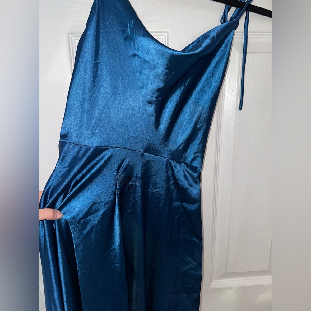 Cinderella Divine Dress (XS) - Picture 7 of 17